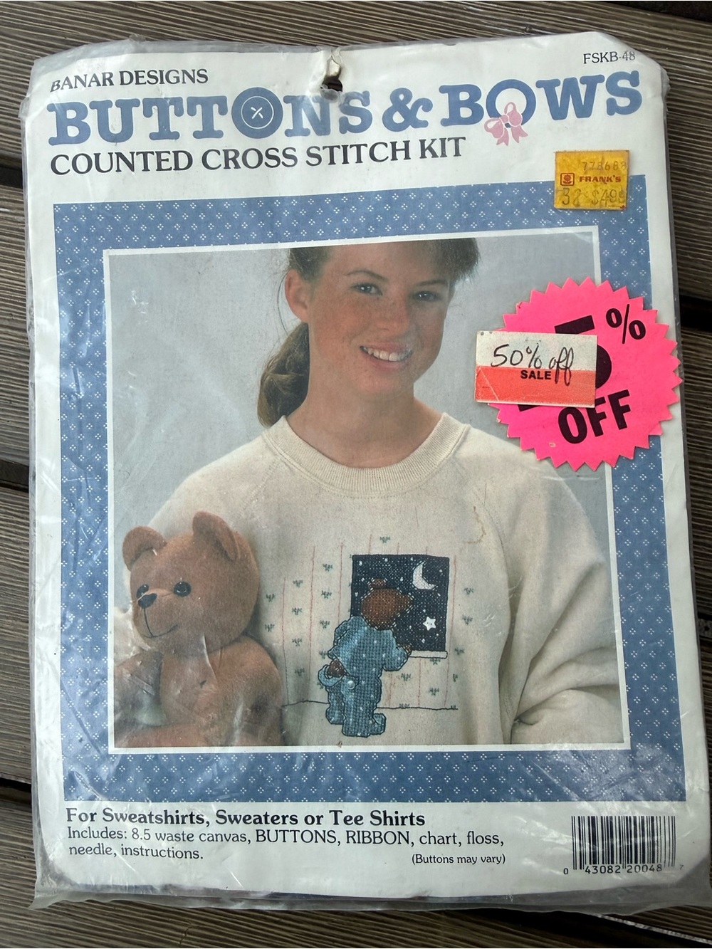Vintage Banar Designs Buttons & Bows Counted Cross Stitch Kit Teddy Bear FSKB-48